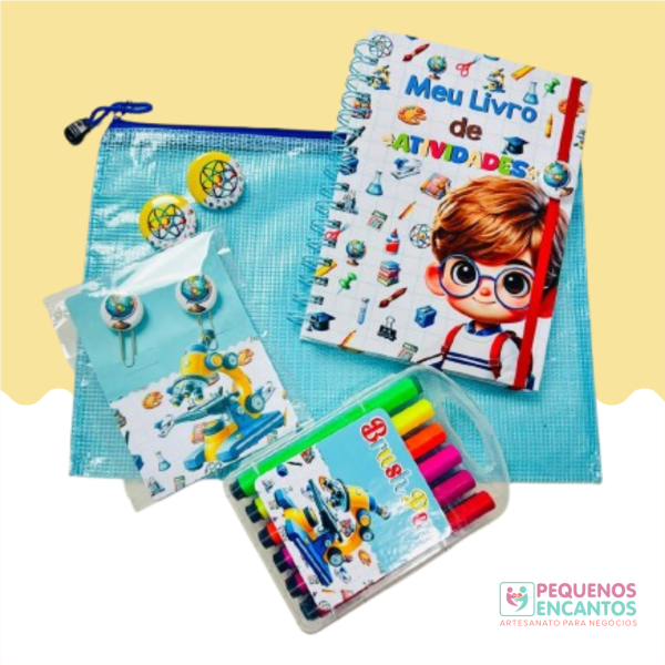 Kit Livro de Atividades com Pasta, canetinha e Bottons