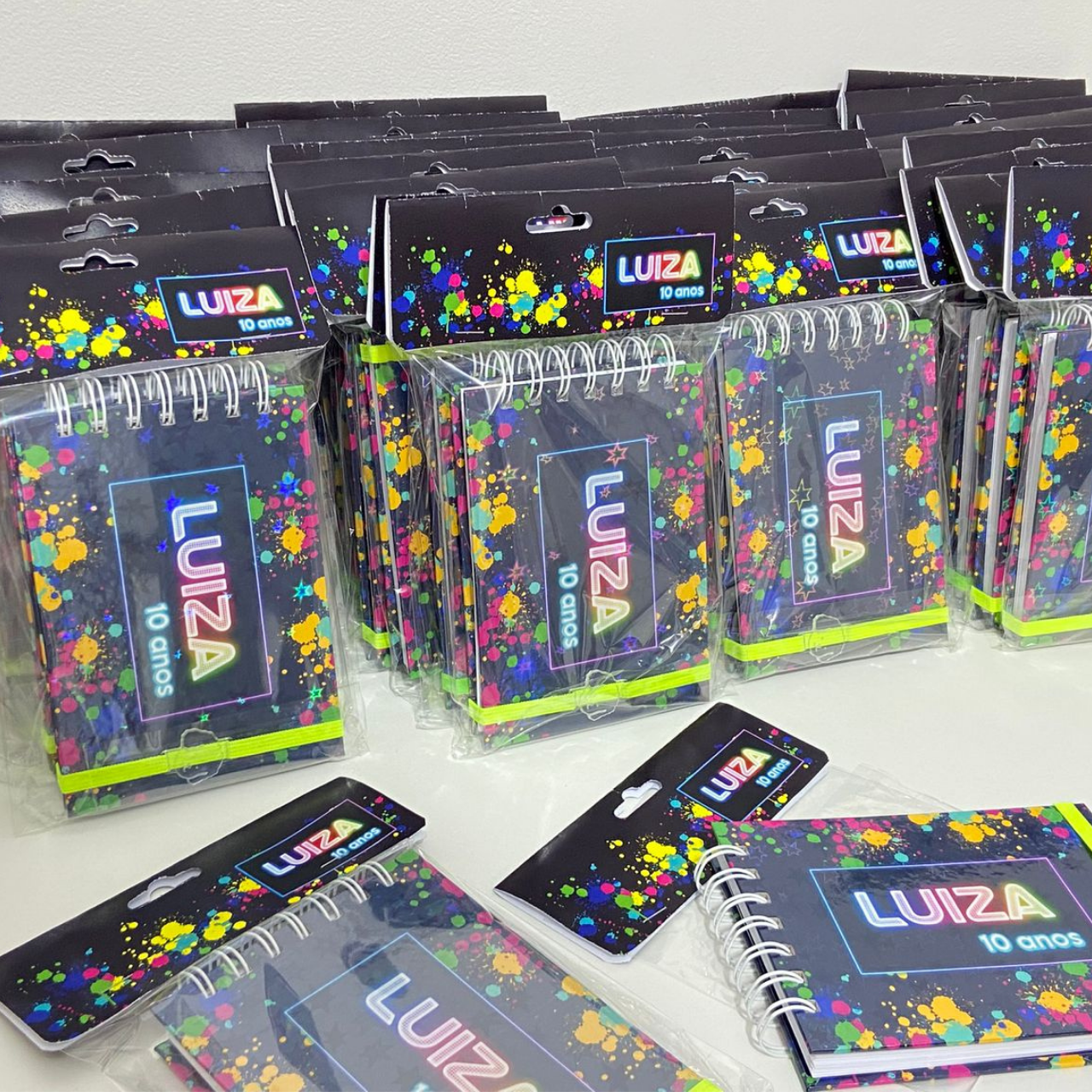Lembrancinha Festa Neon | Mini Livro A6 Personalizado