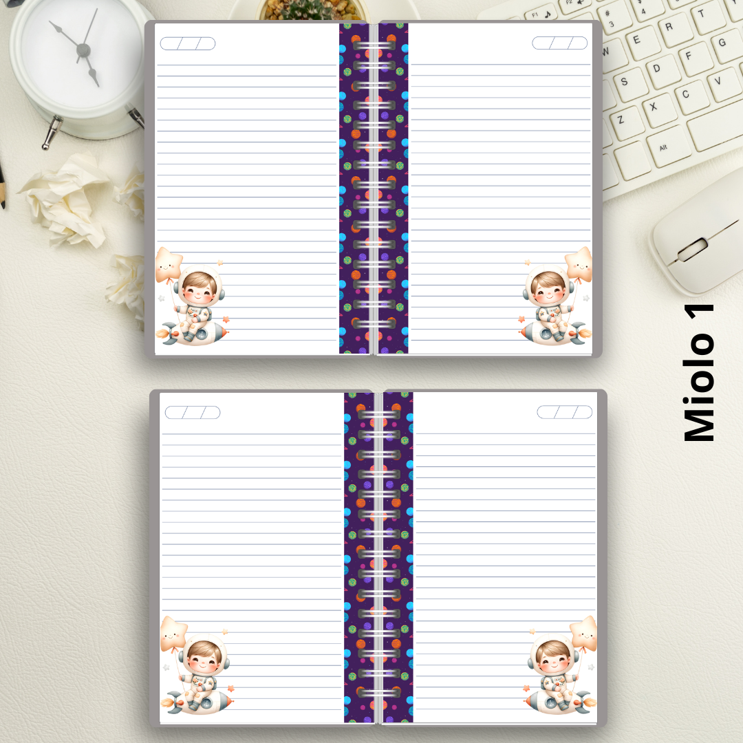 ? Caderneta de Vacinação Luxo Astronauta | Capa Dura Formato Livro (Brochura) Personalizada