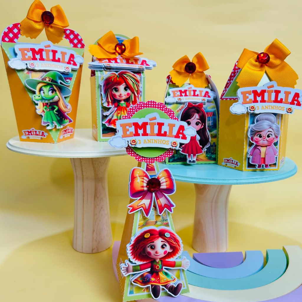 Kit festa Personalizada sítio do Pica Pau Amarelo - Pegue e Monte - já vai montado é só encaixar o fundo)